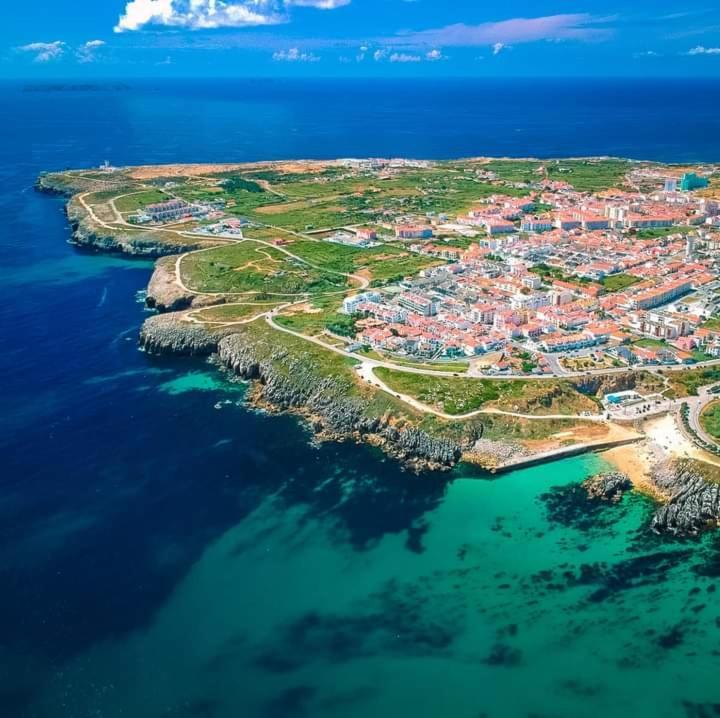 Hotel Savana House Peniche Zewnętrze zdjęcie